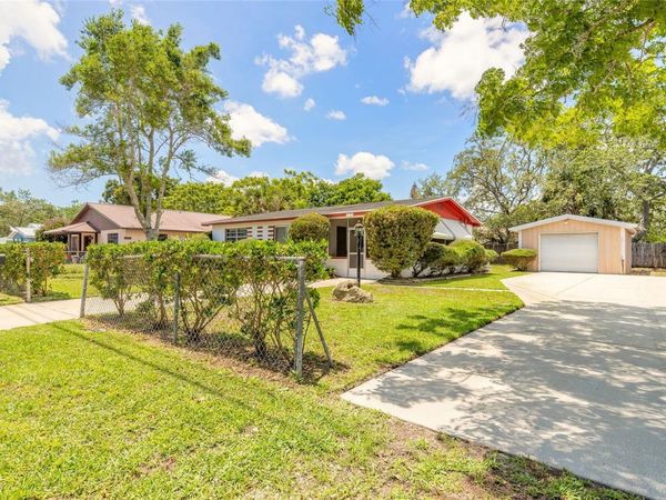 1584 VALENCIA AVENUE , DAYTONA BEACH, FL 32117