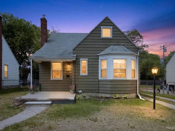 581 Flowerdale Street, Ferndale, MI 48220