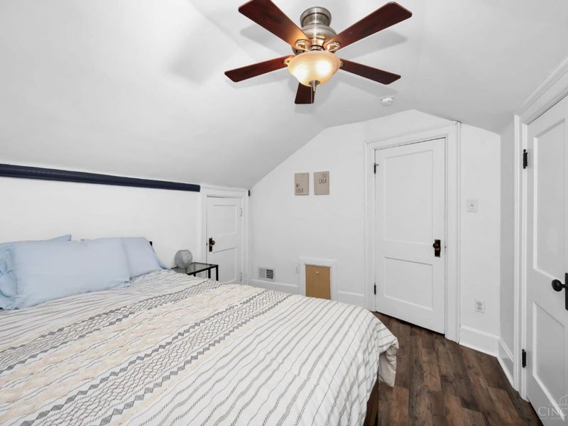 2245 Cathedral Avenue, Cincinnati, OH 45212 Photo 29