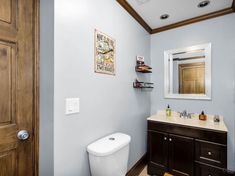 2245 Cathedral Avenue, Cincinnati, OH 45212 Photo 38