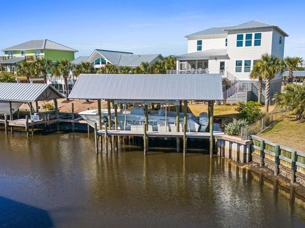 118 N 38th Street , Mexico Beach, FL 32456