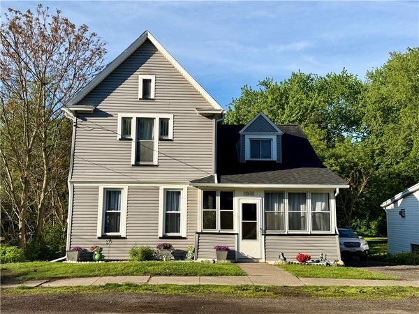 2048 Ridge Road , Ontario, NY 14519