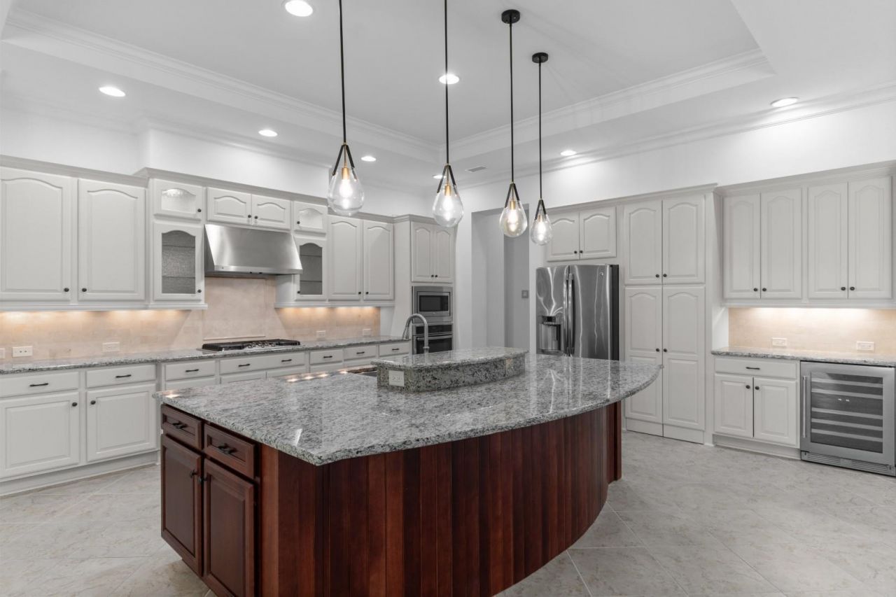 9590 Bellasera Circle Photo 10