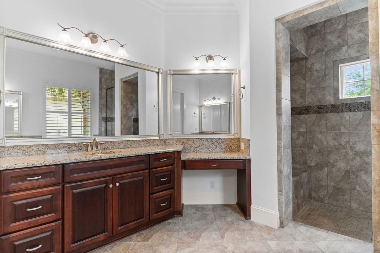9590 Bellasera Circle Photo 17