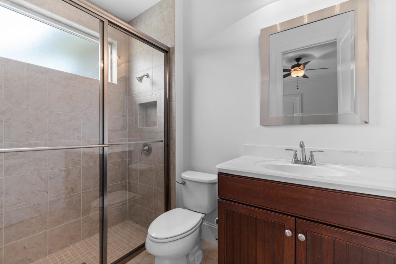 9590 Bellasera Circle Photo 23