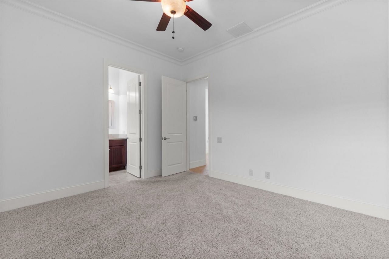 9590 Bellasera Circle Photo 25