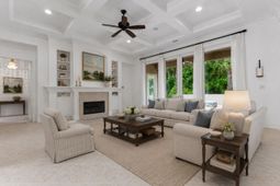 9590 Bellasera Circle photo 4
