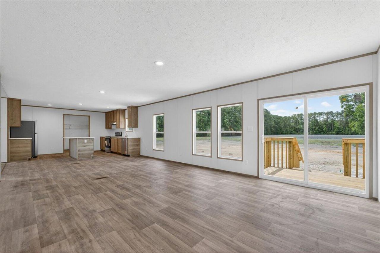 1185 Forty-one Road Photo 19