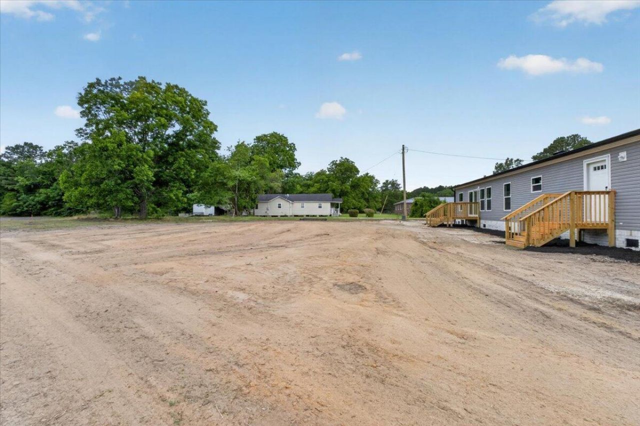 1185 Forty-one Road Photo 44