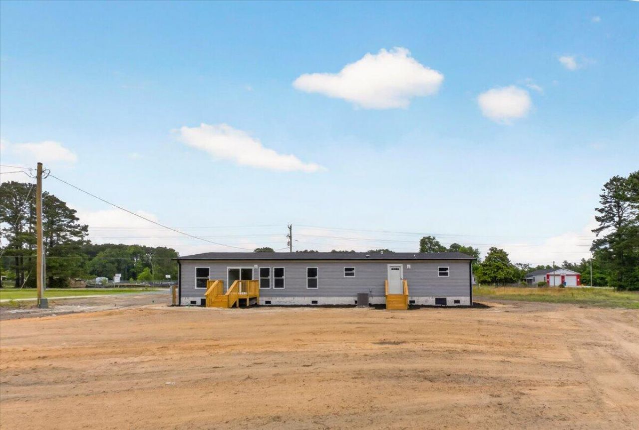 1185 Forty-one Road Photo 46