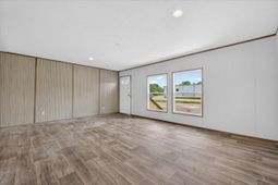 1185 Forty-one Road photo 4