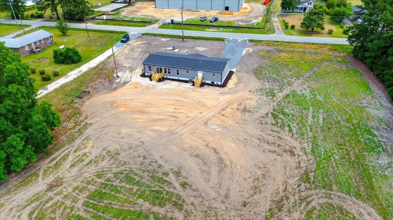 1185 Forty-one Road Photo 53