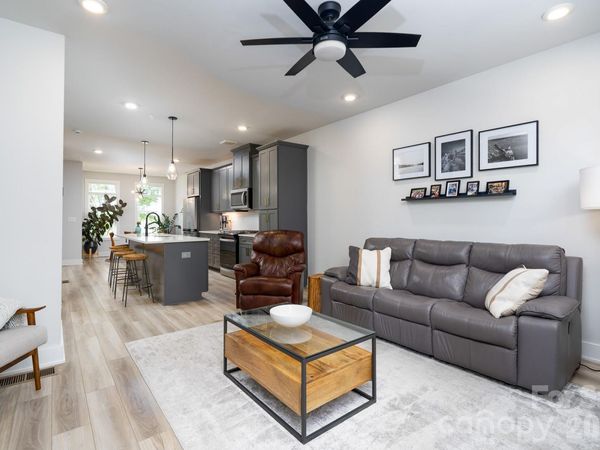 5018 Tiny Lane , Charlotte, NC 28203