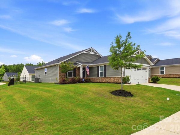 620 Grandiflora Avenue, Lancaster, SC 29720