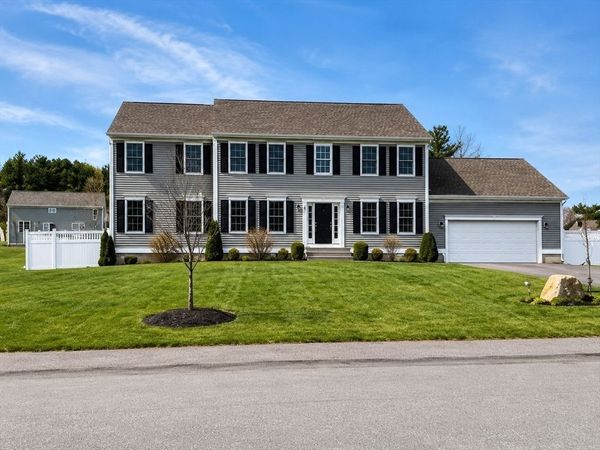 52 Oldfield Rd, Bridgewater, MA 02324