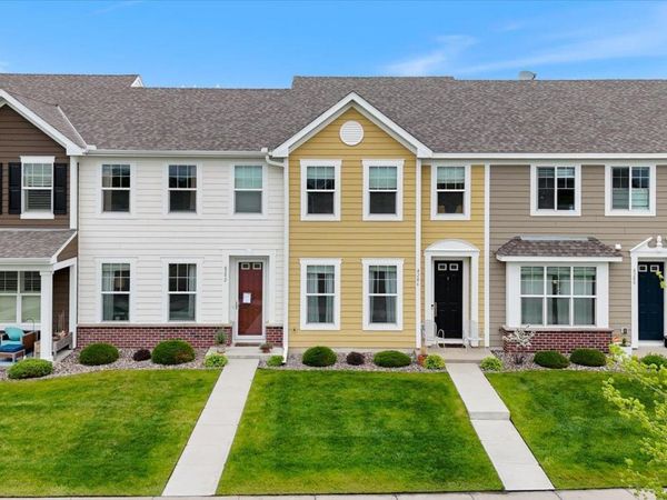 8286 Jonquil Lane N, Maple Grove, MN 55369
