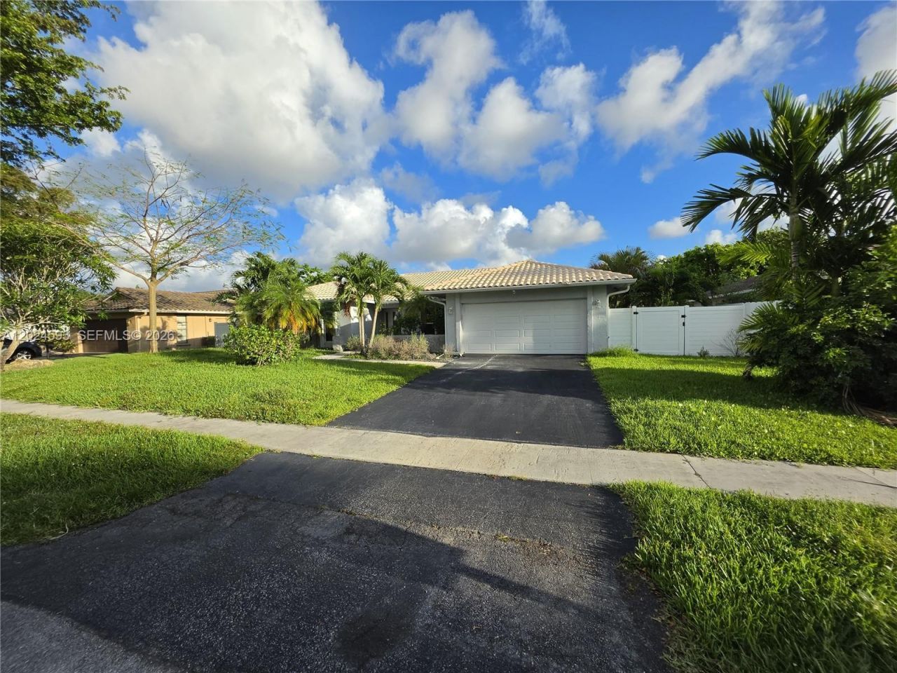 9090 NW 11th Ct , Plantation, FL 33322 Photo