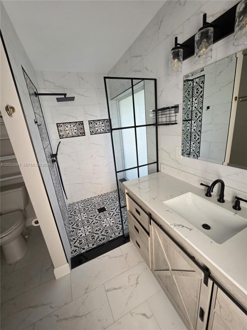 9090 NW 11th Ct, Plantation, FL 33322 Photo