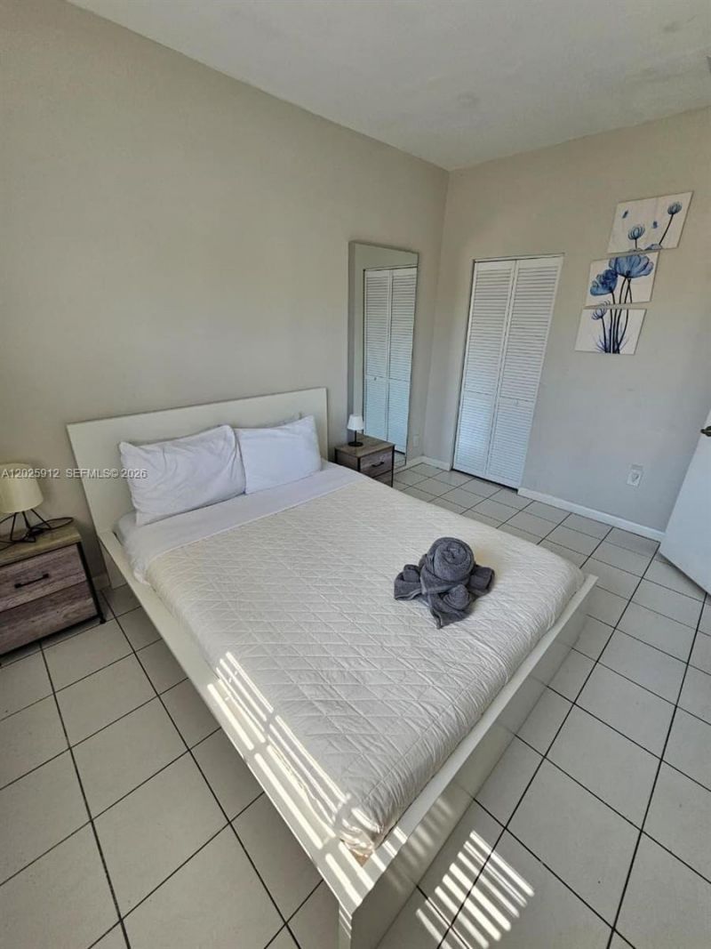 2224 SW 11th St , Unit 3, Miami, FL 33135 Photo