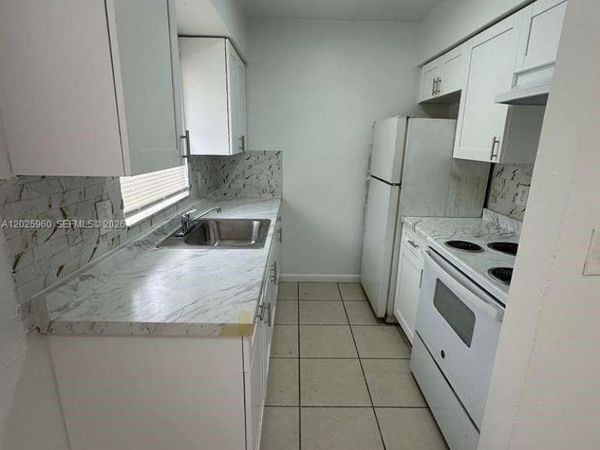 3961 NW 30th Ter , Unit 1, Lauderdale Lakes, FL 33309