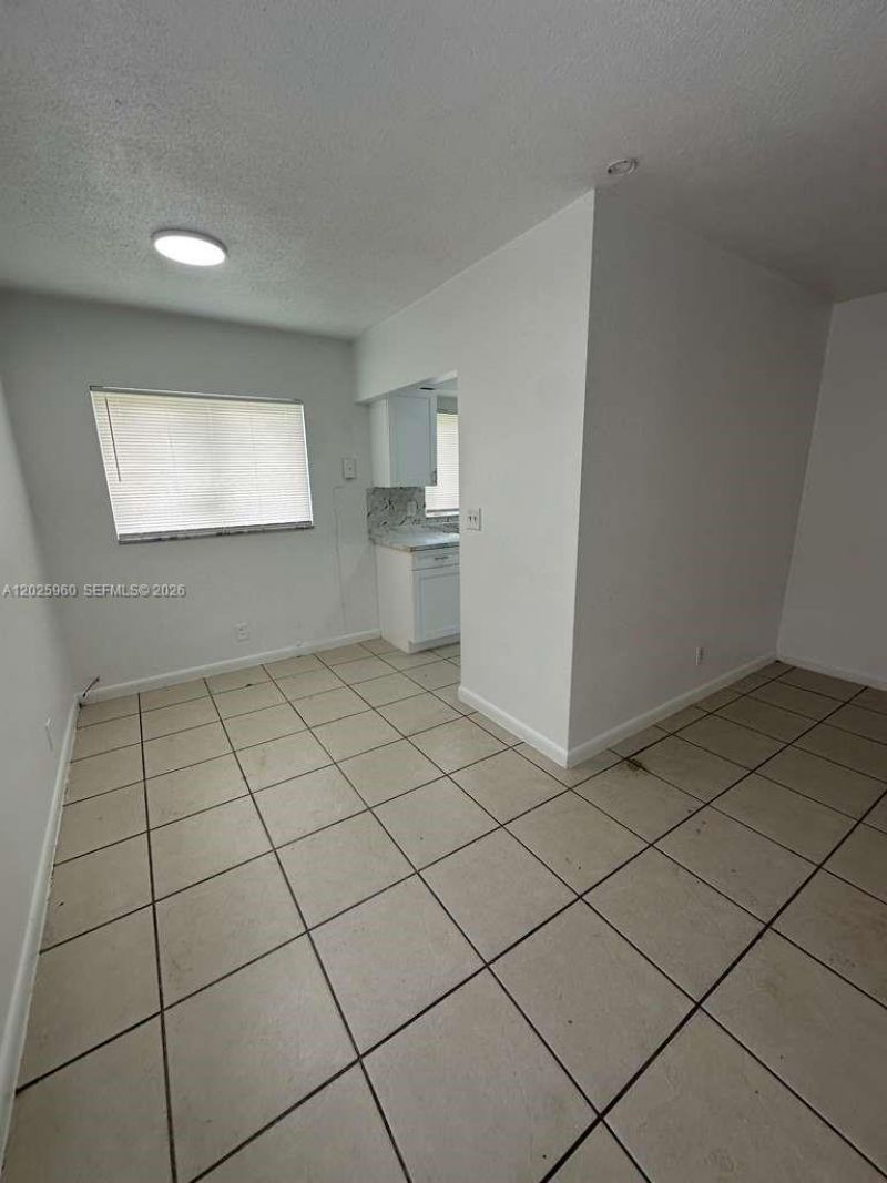 3961 NW 30th Ter, Unit 1, Lauderdale Lakes, FL 33309 Photo