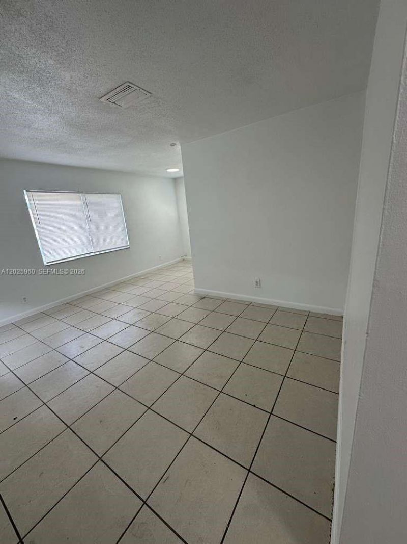 3961 NW 30th Ter, Unit 1, Lauderdale Lakes, FL 33309 Photo