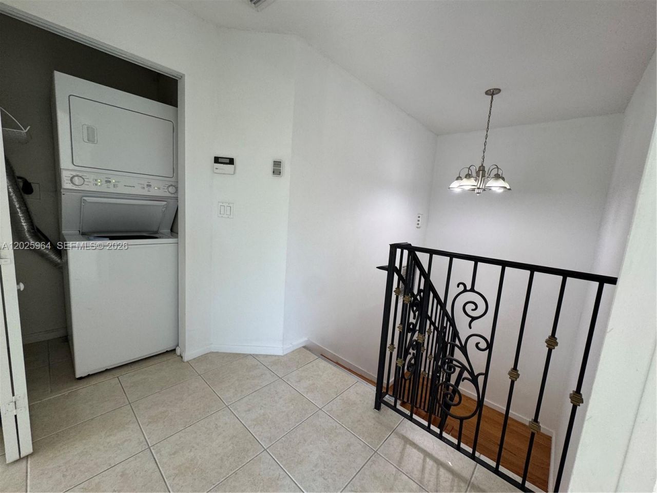718 NE 4th Ct , Unit 718, Hallandale Beach, FL 33009 Photo