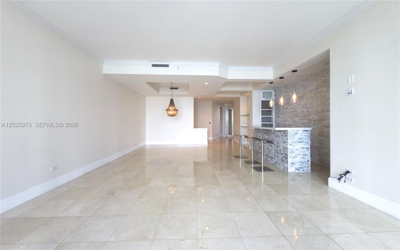848 Brickell Key Dr, Unit 306, Miami, FL 33131 Photo