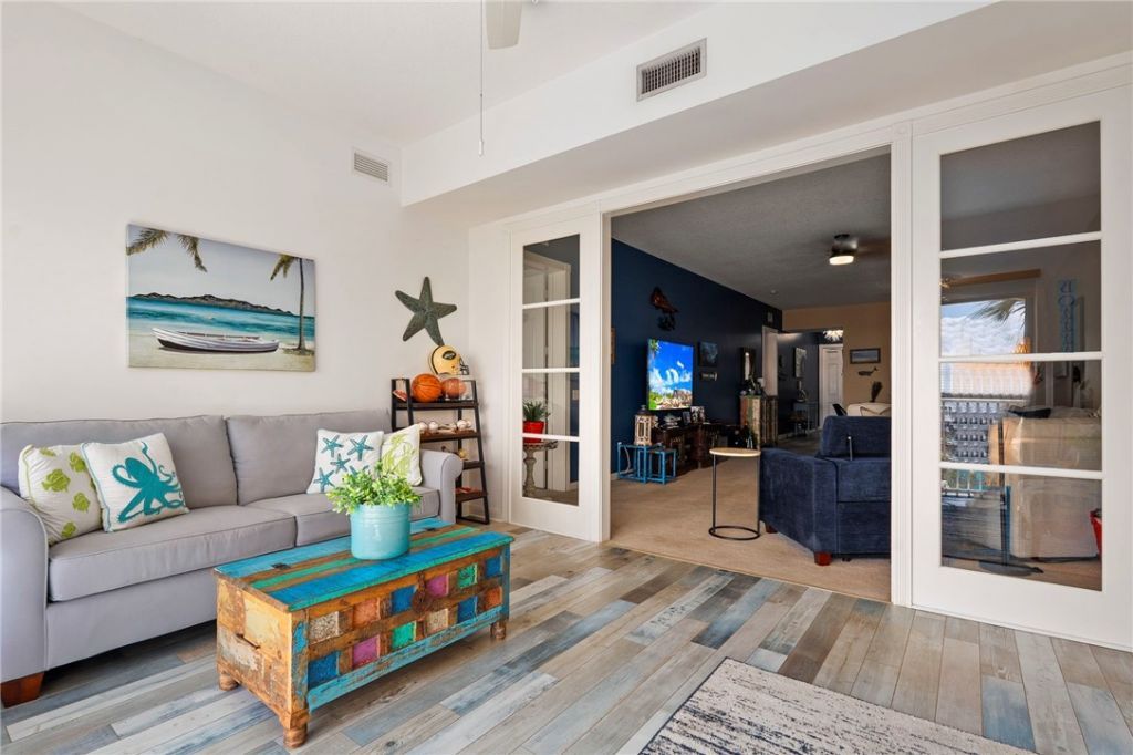 34 Harbour Isle Drive W, Unit 204, Fort Pierce, FL 34949 Photo