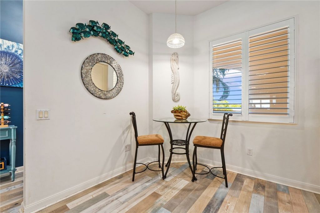 34 Harbour Isle Drive W, Unit 204, Fort Pierce, FL 34949 Photo