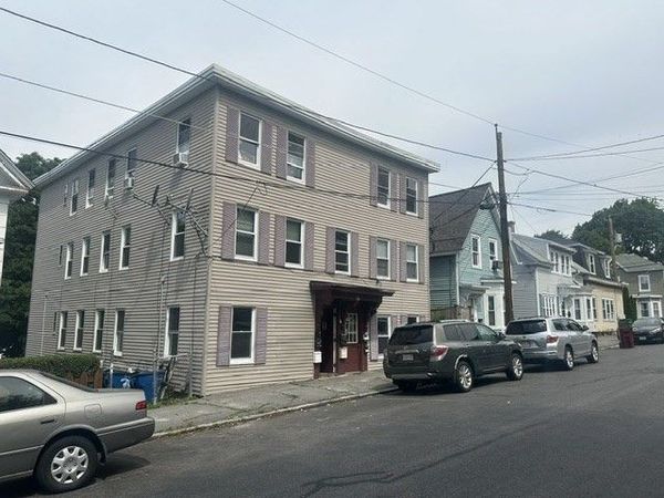 48 Fremont Street, Unit 1 (L), Lowell, MA 01850