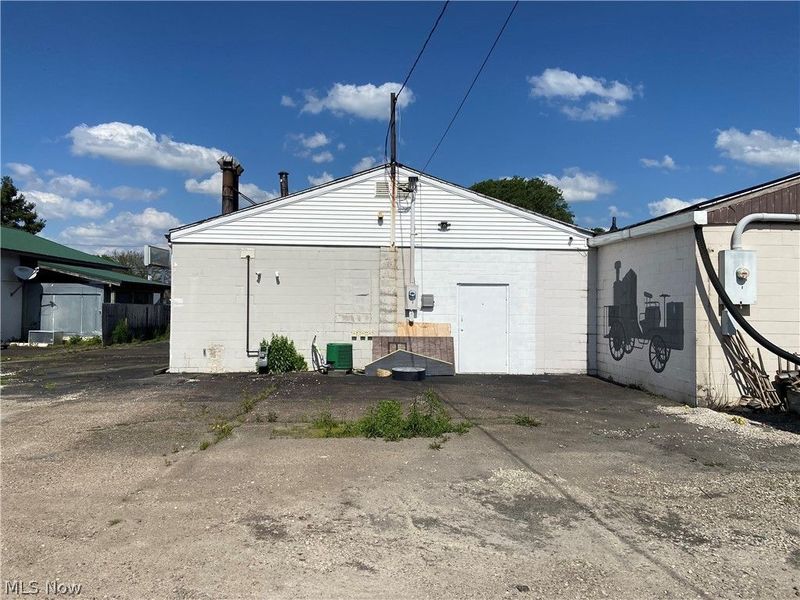 304 S College Street , Newcomerstown, OH 43832 Photo 18