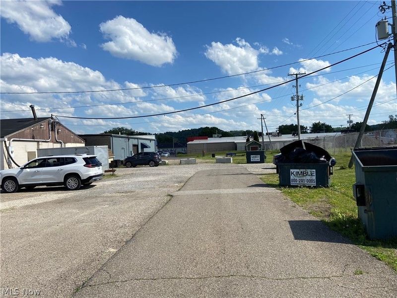 304 S College Street , Newcomerstown, OH 43832 Photo 21