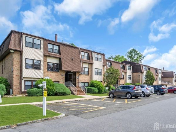 1909 Raspberry Court , Edison, NJ 08817