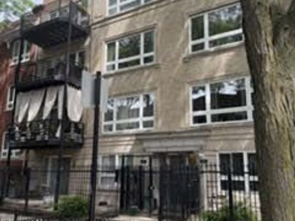 902 W AGATITE Avenue, Unit T, Chicago, IL 60640