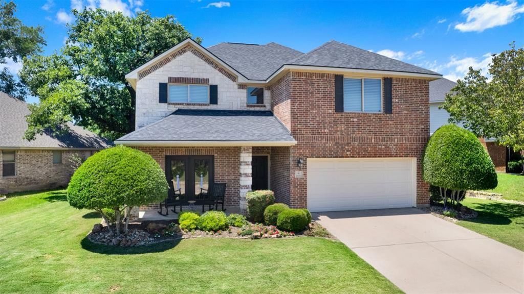 3024 Greenway Drive, Burleson, TX 76028 Main Photo