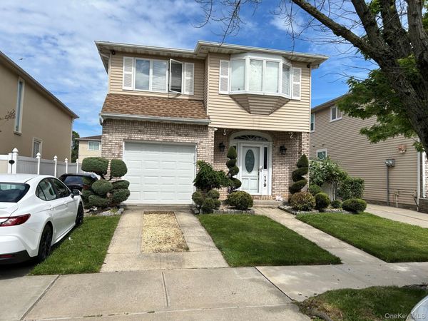 179 Gervil Street , Staten Island, NY 10309