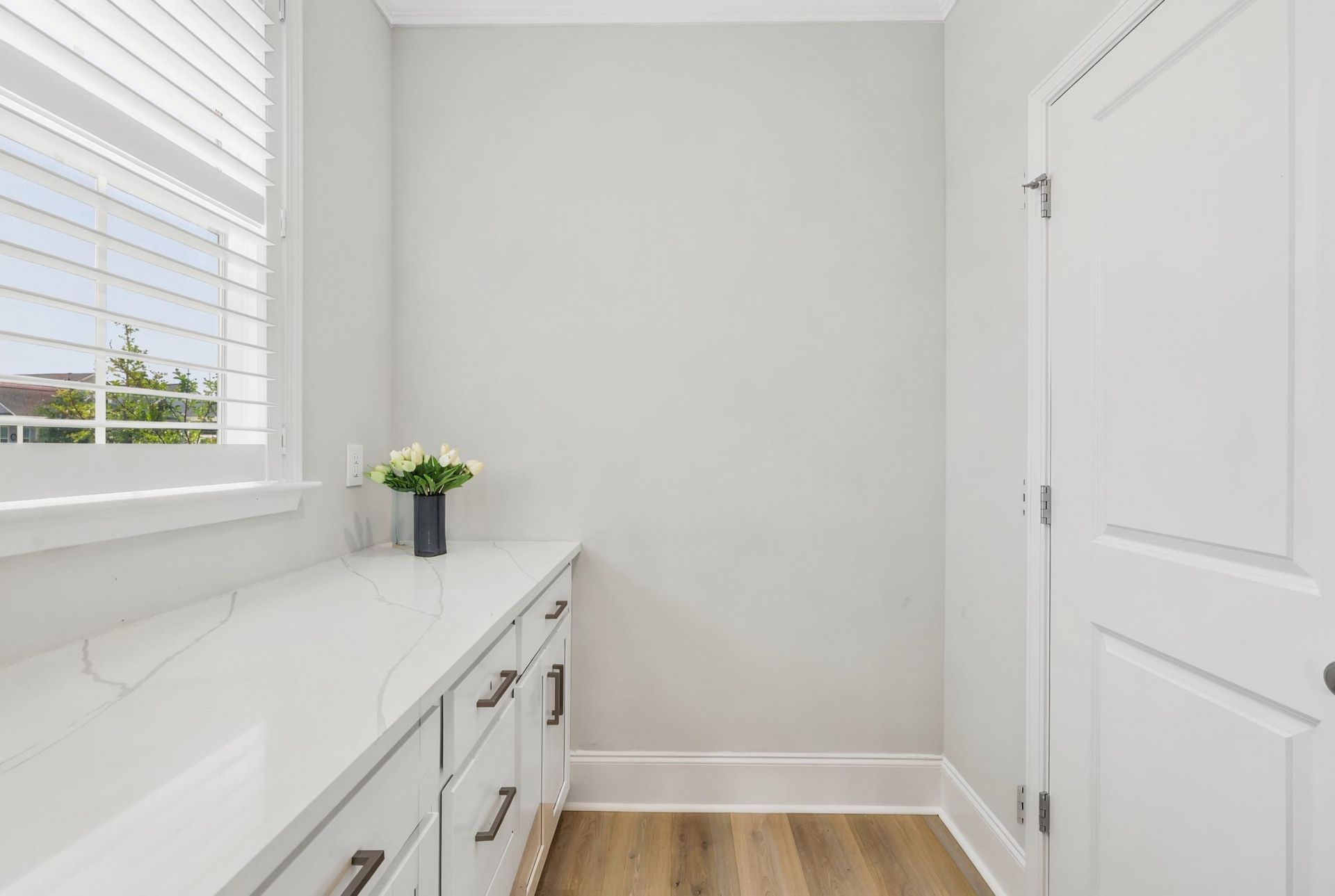 5030 Whitsett St.  Photo 11