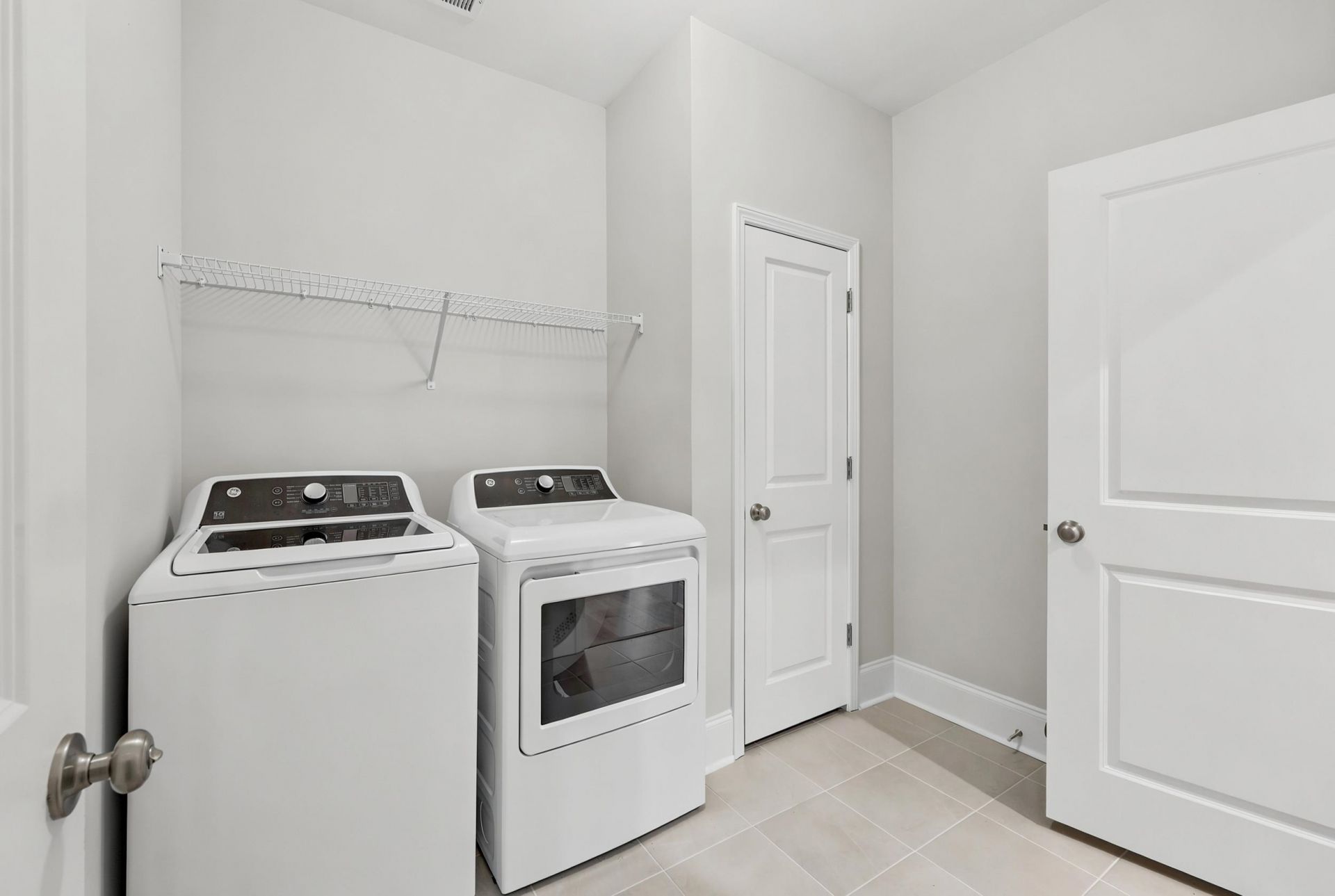 5030 Whitsett St.  Photo 22