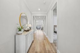 5030 Whitsett St.  photo 4