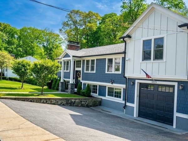 159 Mishawum Rd, Woburn, MA 01801
