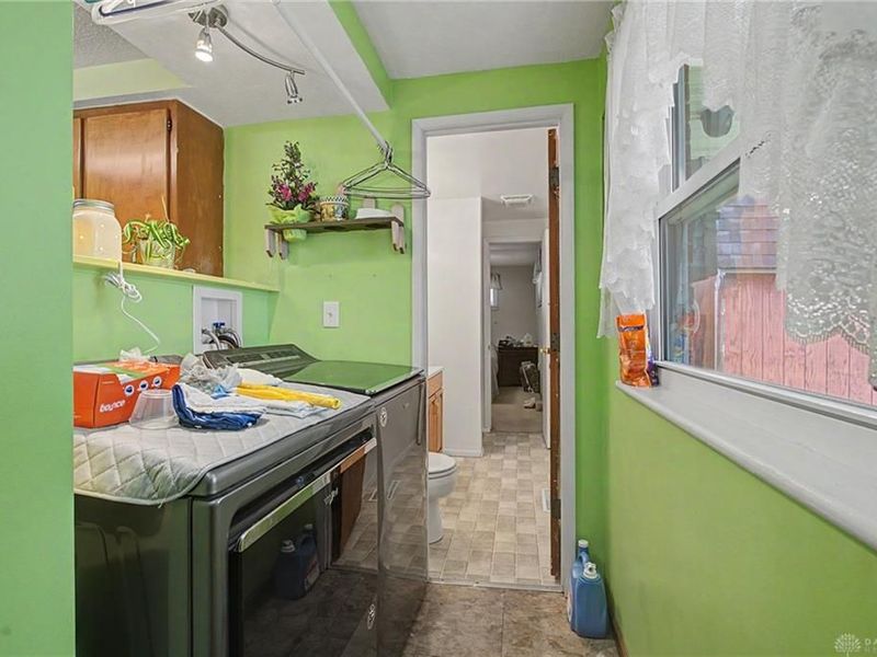 6026 Longford Road, Huber Heights, OH 45424 Photo 12