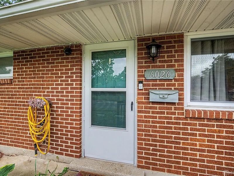 6026 Longford Road, Huber Heights, OH 45424 Photo 3