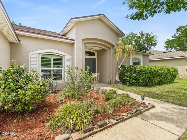 6 Evansville Lane, Palm Coast, FL 32164