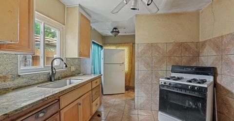 2300 Raymond Ave, Stockton, CA 95203 Photo