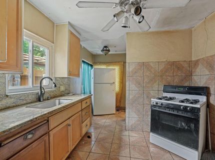 2300 Raymond Ave, Stockton, CA 95203 Photo