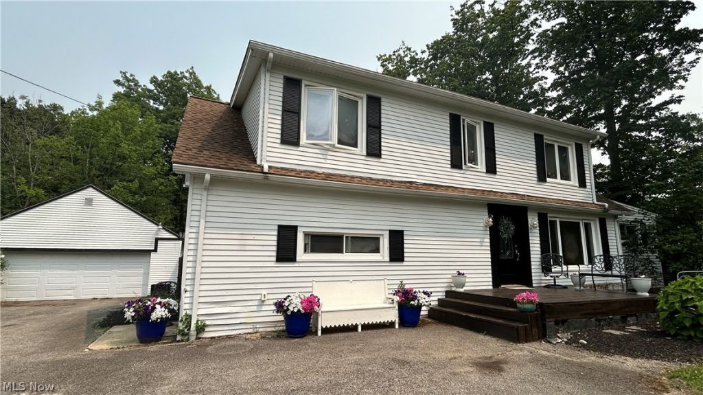 10187 Sperry Road, Kirtland, OH 44094