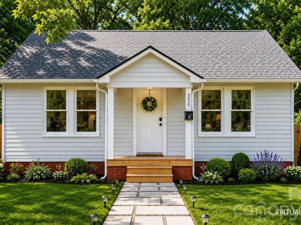 355 15th Avenue NE, Hickory, NC 28601