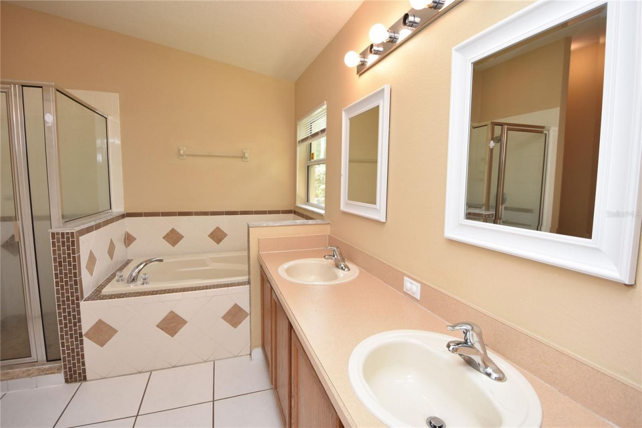 5 Rambling Lane , Palm Coast, FL 32164 Photo