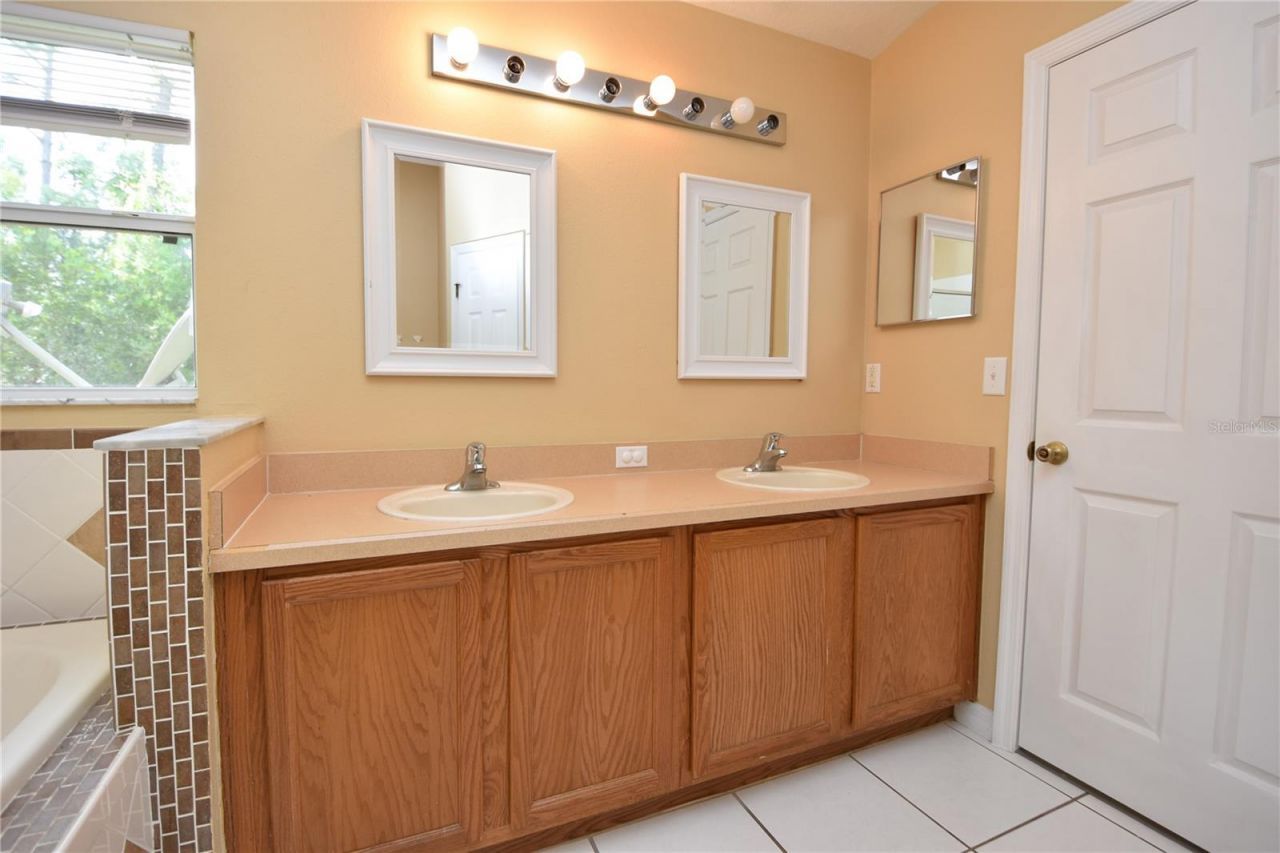 5 Rambling Lane , Palm Coast, FL 32164 Photo